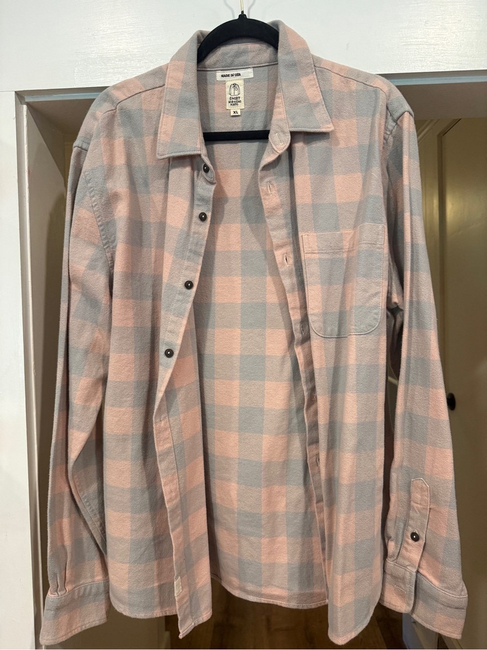 Men's Casual Button-Down Shirt - Pink & Gray Plaid